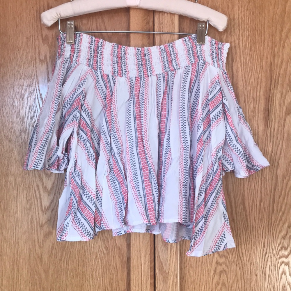 ocean drive off the shoulder cropped top size M